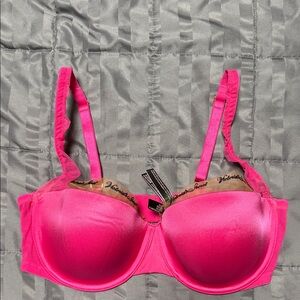 Victoria's Secret Vibrant Pink Bra 38D Very Sexy lined balconette